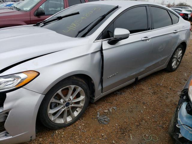 3FA6P0LU3KR224912 Ford Fusion SE