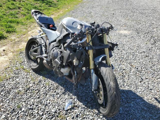 2018 HONDA CBR600 RR - JH2PC40J4JK400422