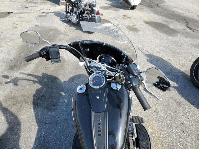 2018 HARLEY-DAVIDSON FLHCS HERI - 1HD1YBK36JC080421
