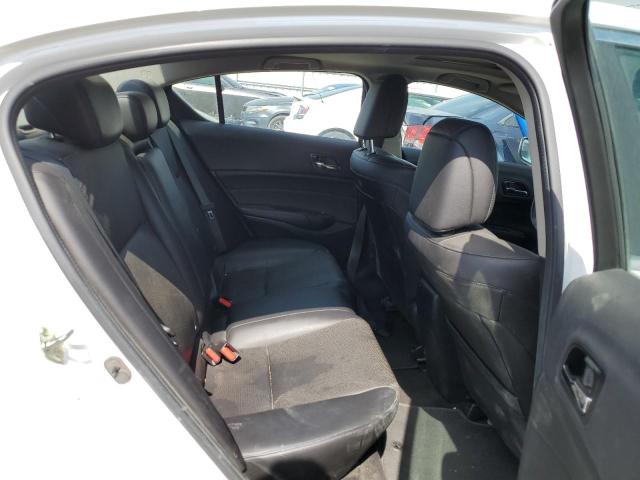 19VDE1F36EE011814 Acura ILX 20