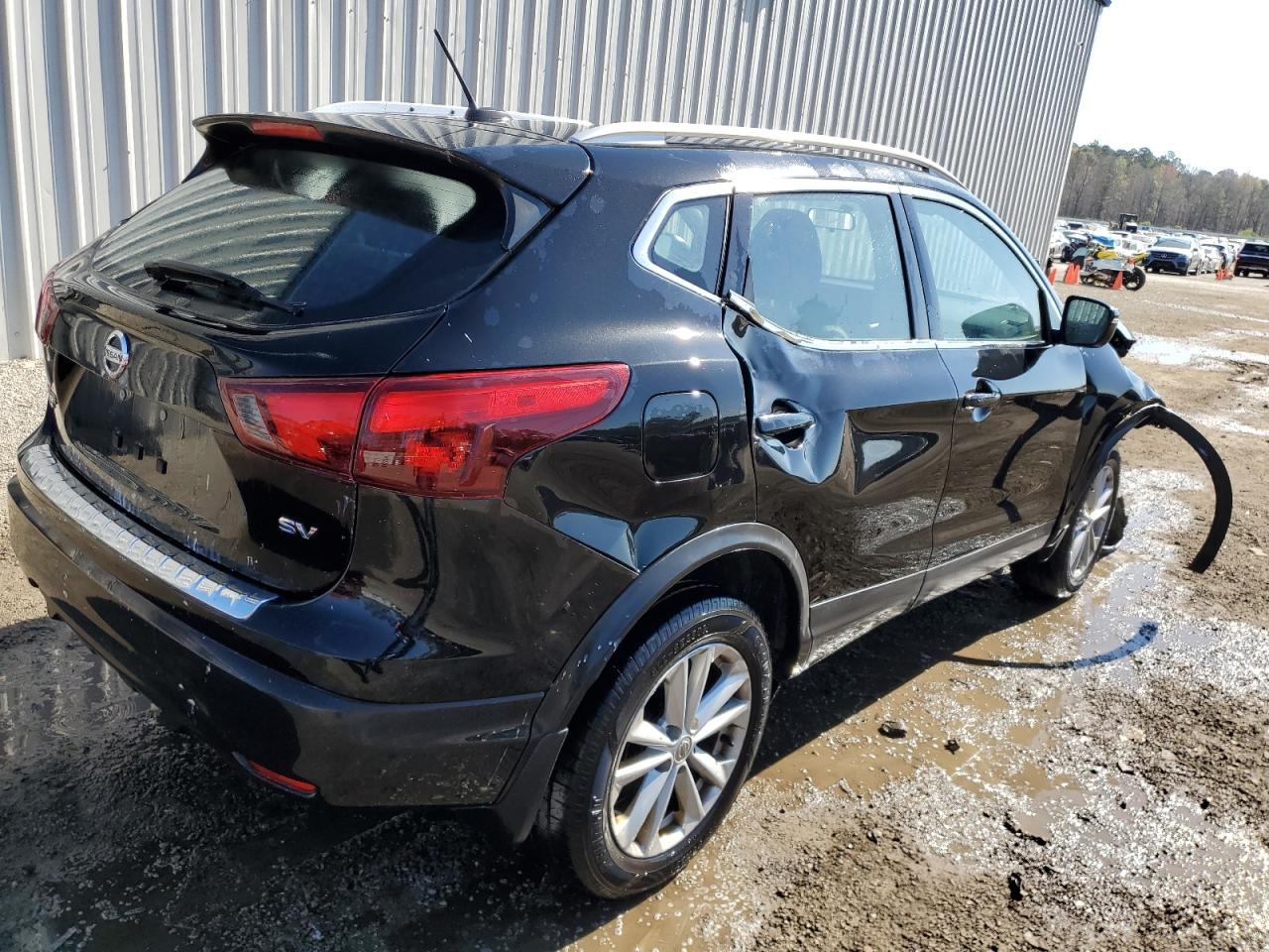 JN1BJ1CP6JW186312 NISSAN ROGUE 2018