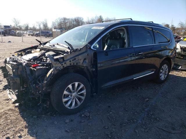 Salvage cars for sale from Copart Chalfont, PA: 2018 Chrysler Pacifica Touring L