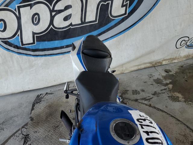 2013 SUZUKI GSX-R600 - JS1GN7FAXD2102290