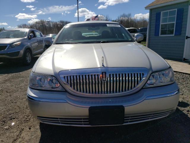 1LNHM81V47Y624651 Lincoln TOWNCAR