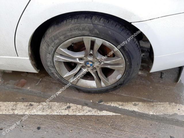 WBAPF52050A783427 BMW 318i Es