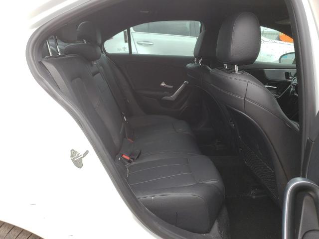 2019 MERCEDES-BENZ A 220 - WDD3G4EB8KW003082