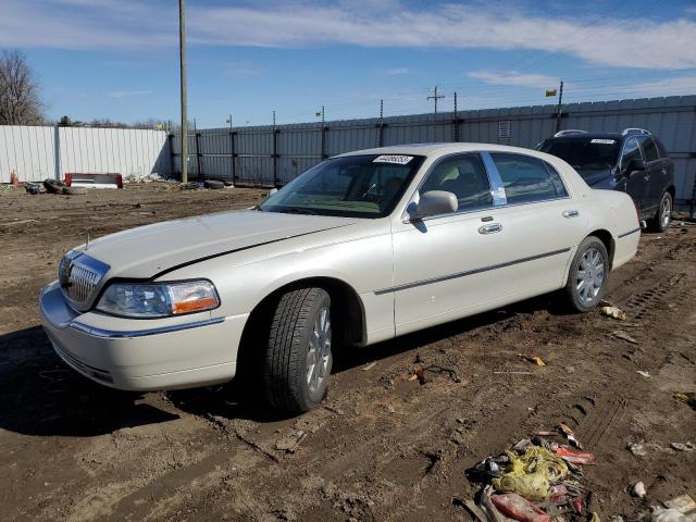 2007 Lincoln Town Car 