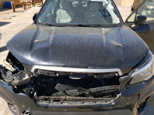 JF2SKAEC0KH458543 Subaru Forester Premium