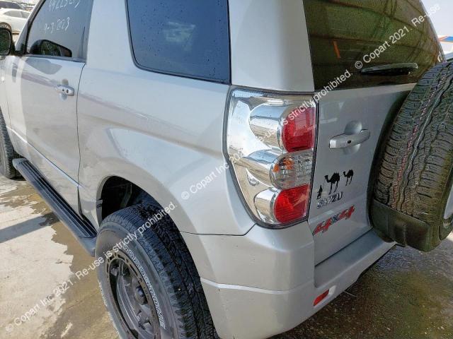 JS3TA0D10J4100074 Suzuki GRAND VITA