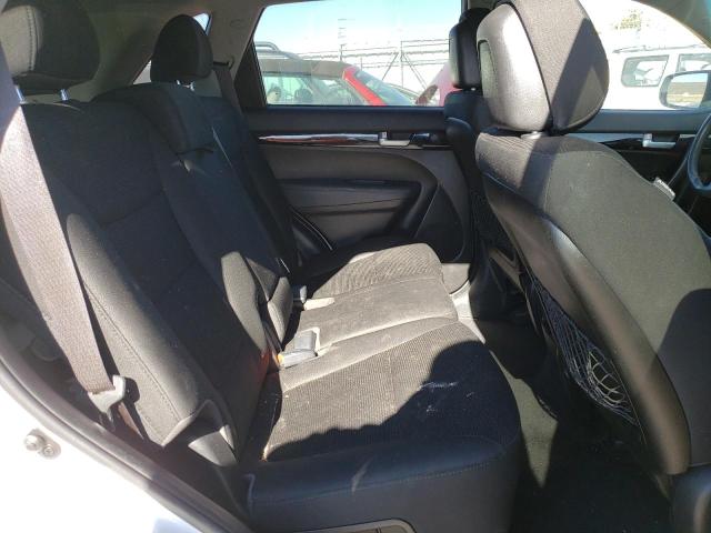 5XYKT3A64FG617697 KIA SORENTO LX