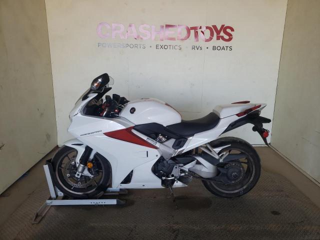 2014 HONDA VFR800 F JH2RC7913EK000354