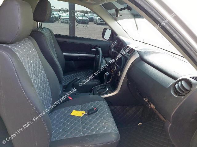 JS3TA0D10J4100074 Suzuki GRAND VITA