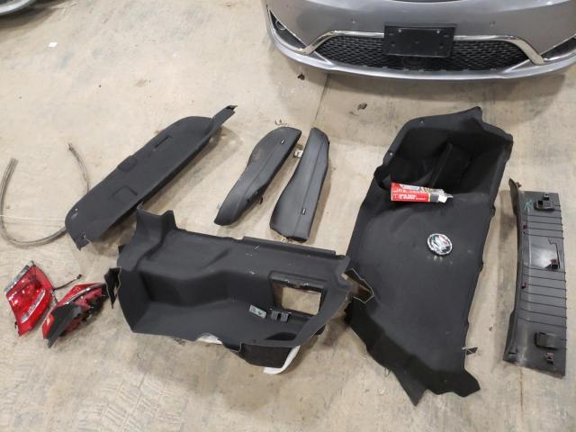 1G4ZP5SS0KU108740 Buick Lacrosse Essence