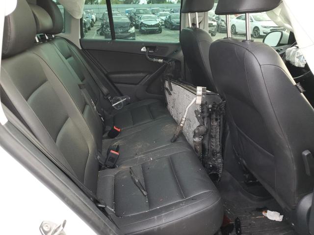 2015 VOLKSWAGEN TIGUAN S - WVGBV7AX4FW565660