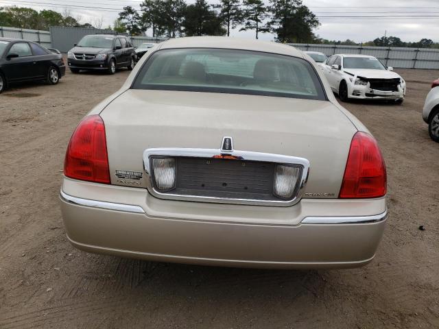 2LNBL8CV0AX602532 Lincoln TOWNCAR
