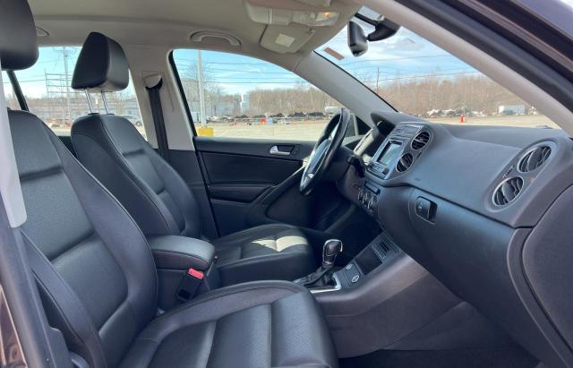 2016 VOLKSWAGEN TIGUAN S - WVGBV7AX9GW568166