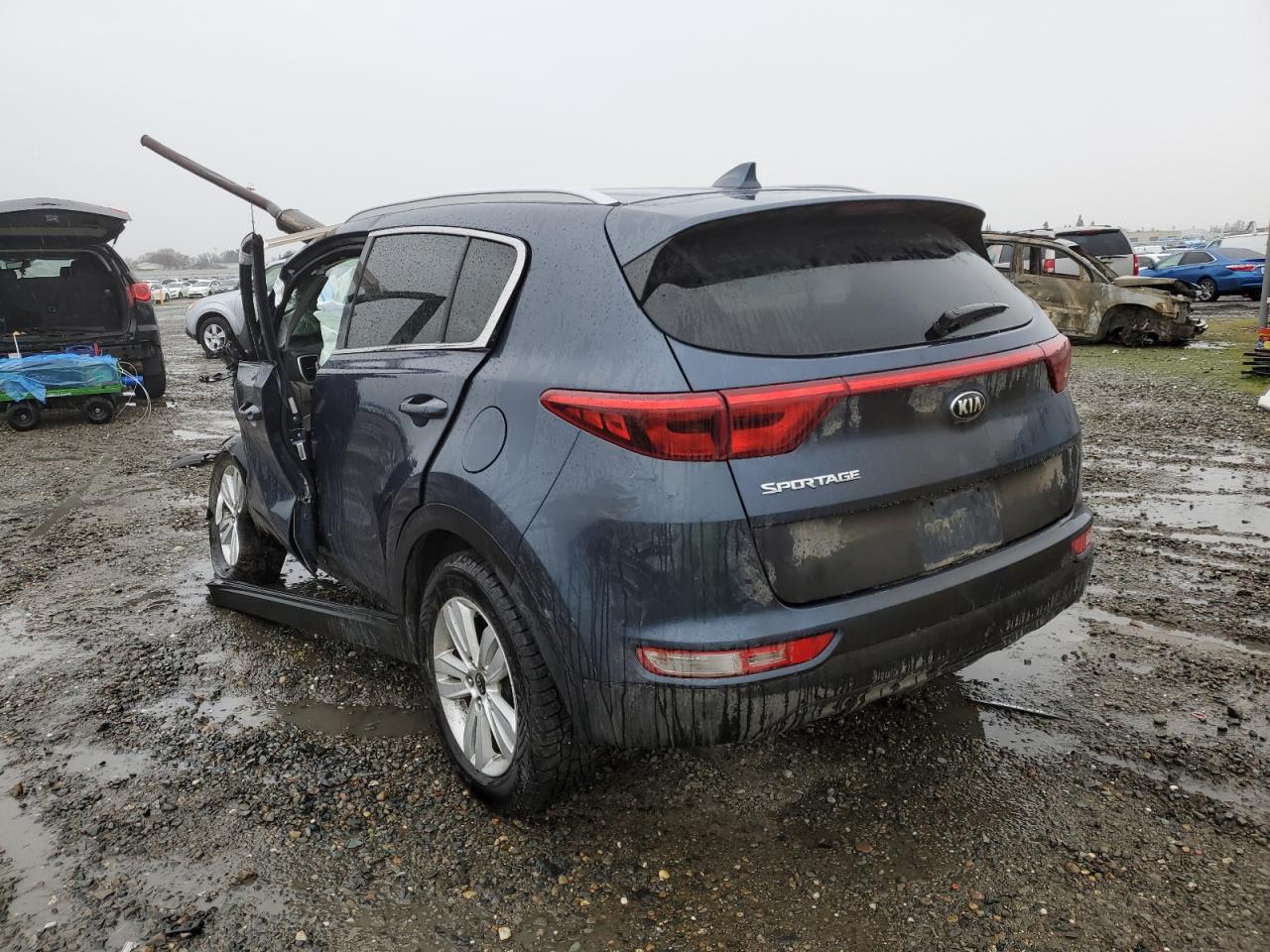 KNDPMCAC2H7250209 2017 Kia Sportage Lx