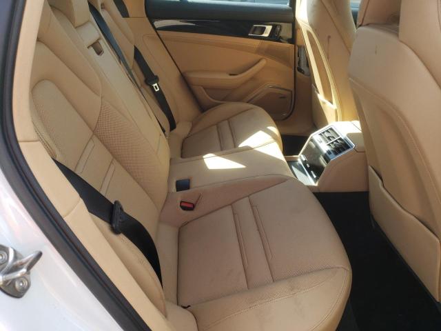 WP0AJ2A70ML119843 Porsche Panamera Base