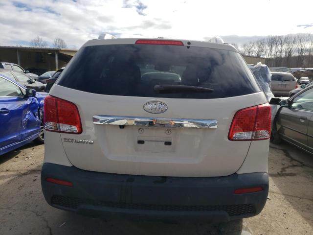 5XYKTDA12BG009908 KIA Sorento Base