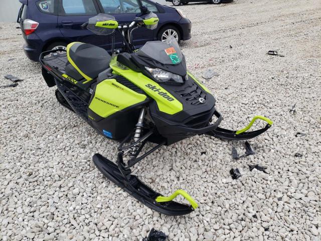 Salvage cars for sale from Copart Franklin, WI: 2020 Skidoo Snowmobile