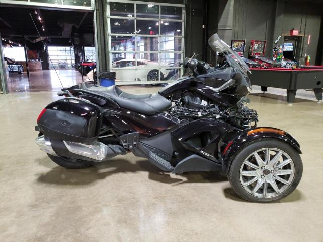 Salvage motorcycles for sale at Dallas, TX auction: 2013 Can-Am Spyder Roadster ST