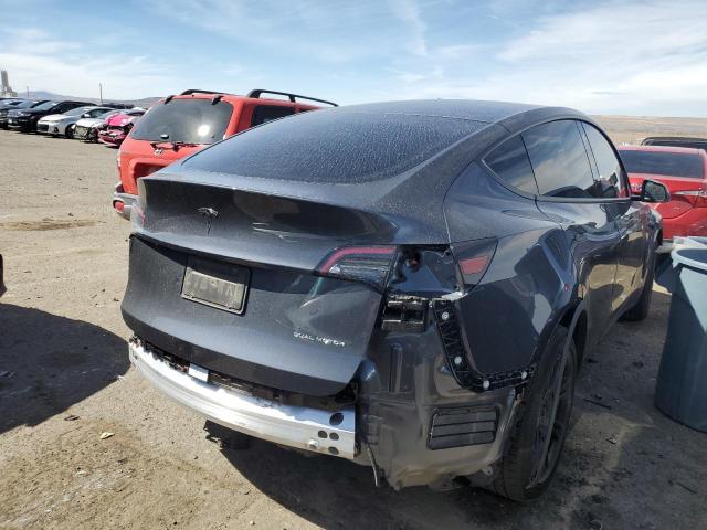 7SAYGAEE8NF327220 Tesla Model Y