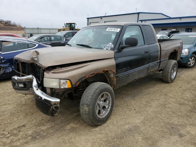 Salvage cars for sale from Copart Mcfarland, WI: 2001 Dodge RAM 1500