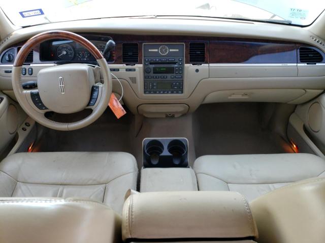 2LNBL8FV3AX616582 Lincoln TOWNCAR