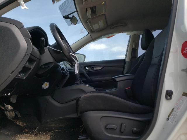 JN8AT2MV5HW017564 Nissan ROGUE S