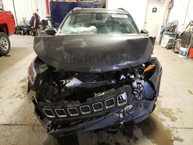 3C4NJDBB0JT101603 Jeep Compass Latitude