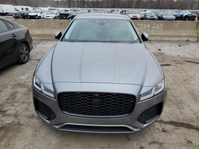 2021 JAGUAR XF SE SAJBG4FX7MCY88820