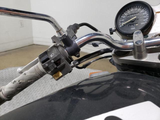 2000 SUZUKI GS500 E - JS1GM51A9Y2100597