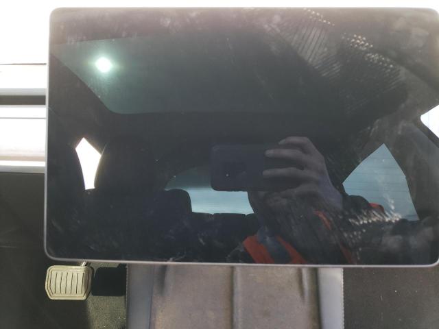 5YJ3E1EA0NF101697 Tesla MODEL 3