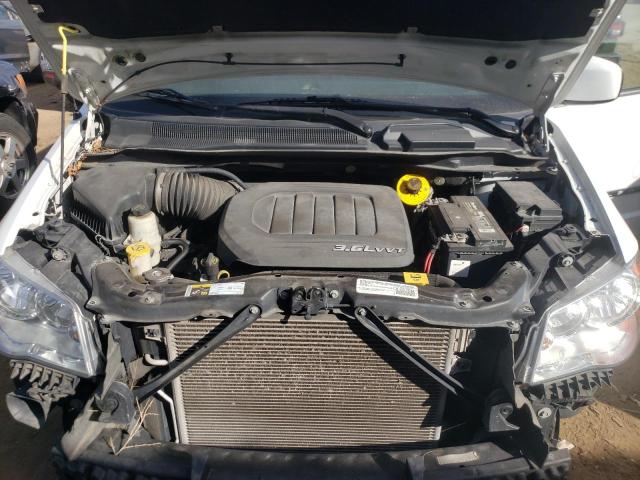 2015 CHRYSLER TOWN & COU 2C4RC1BG0FR546133