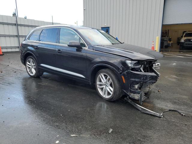 VIN WA1VAAF72HD054668 2017 Audi Q7, Prestige no.4