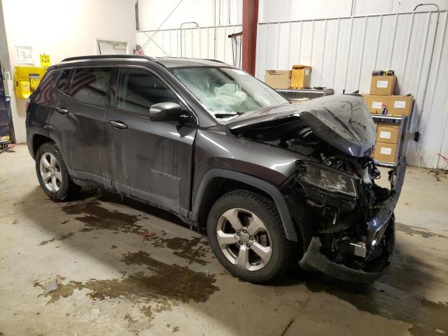 3C4NJDBB0JT101603 Jeep Compass Latitude