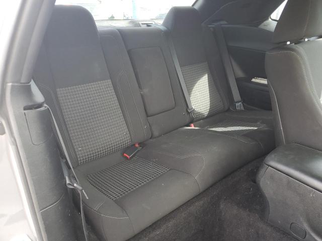 2C3CDZAG6FH743935 Dodge Challenger Sxt