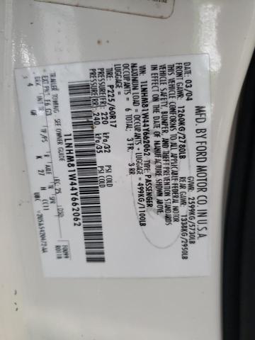 1LNHM81W44Y662062 Lincoln Town Car Executive