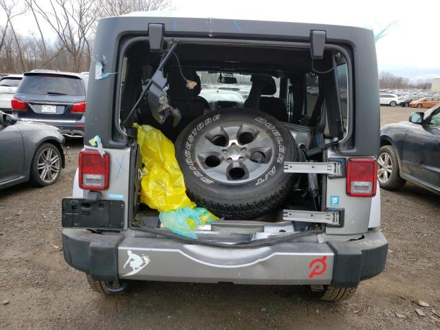 1C4BJWEG7HL553902 Jeep Wrangler Unlimited Sahara
