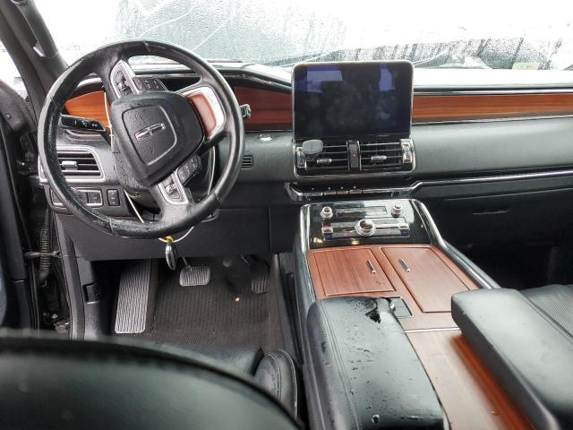 5LMJJ2MT9JEL01686 Lincoln Navigator Premiere