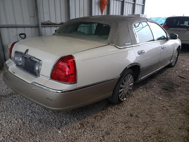 1LNHM81W44Y662062 Lincoln Town Car Executive