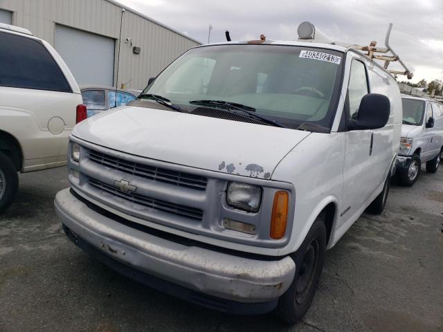 Salvage cars for sale from Copart Martinez, CA: 2001 Chevrolet Express G2500