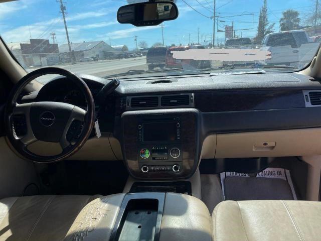 1GKEC63818J198132 GMC YUKON DENALI