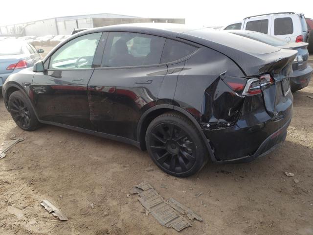 7SAYGAEE8NF427057 Tesla Model Y