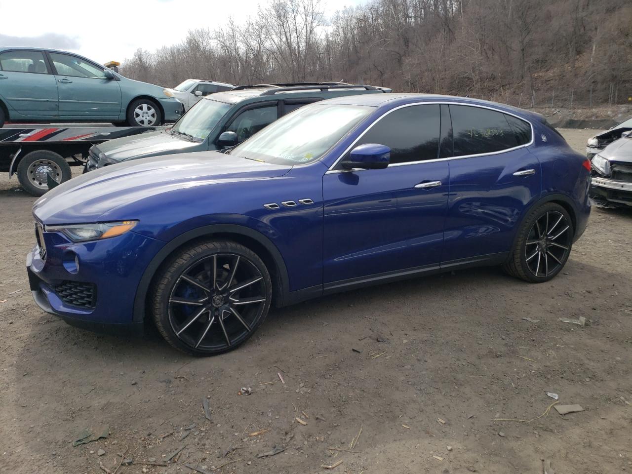 2017 Maserati Levante VIN: ZN661XUA0HX225989 Lot: 42369333