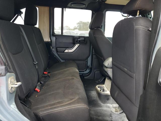 1C4HJWEGXEL306055 Jeep Wrangler Unlimited Sahara