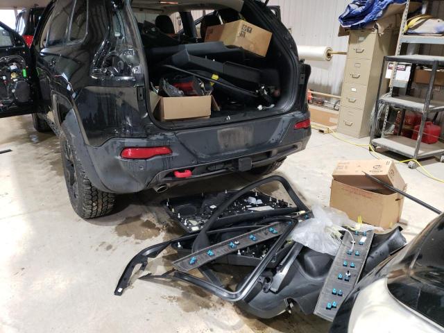 1C4PJMBS9GW197792 Jeep Cherokee Trailhawk