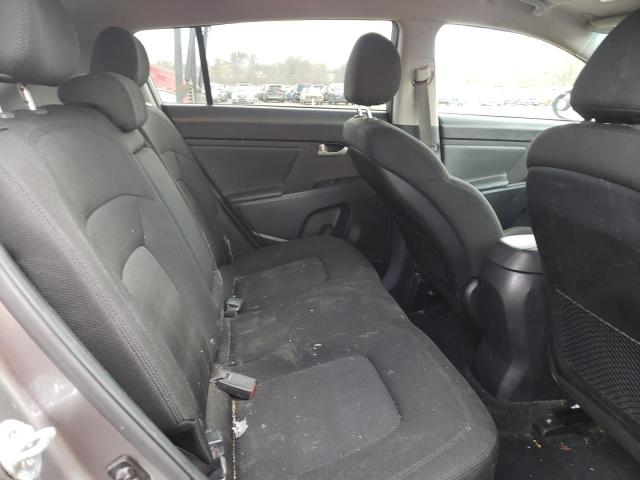 KNDPBCA28B7031940 KIA Sportage Lx