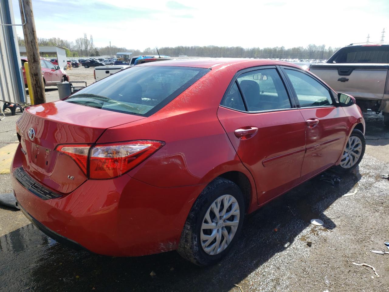 2017 Toyota Corolla L VIN: 5YFBURHE1HP606104 Lot: 44360813