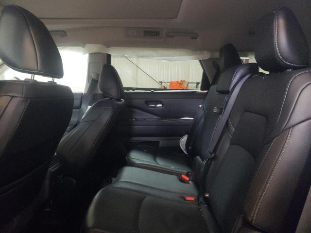 5N1DR3CE3NC217723 Nissan Pathfinder Sl